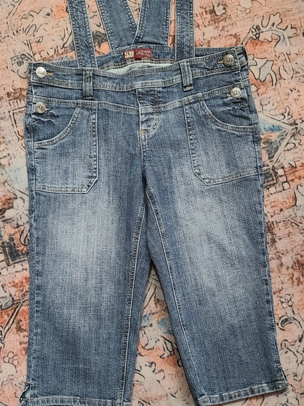 Light Blue Denim Capri Jeans with Adjustable Straps - Women